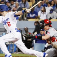 Dodgers ganan en su visita a Cincinnati