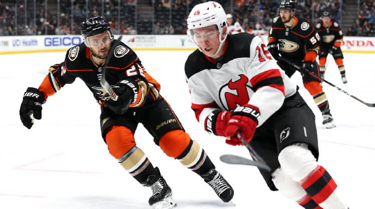 Ducks vence a Devils.