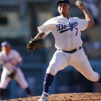 Dodgers vencen a Padres en Juego 1.