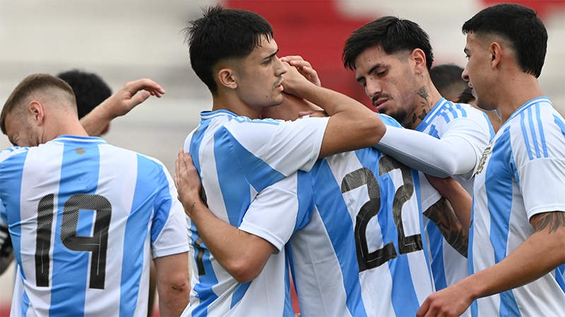 Argentina perdió 2-1