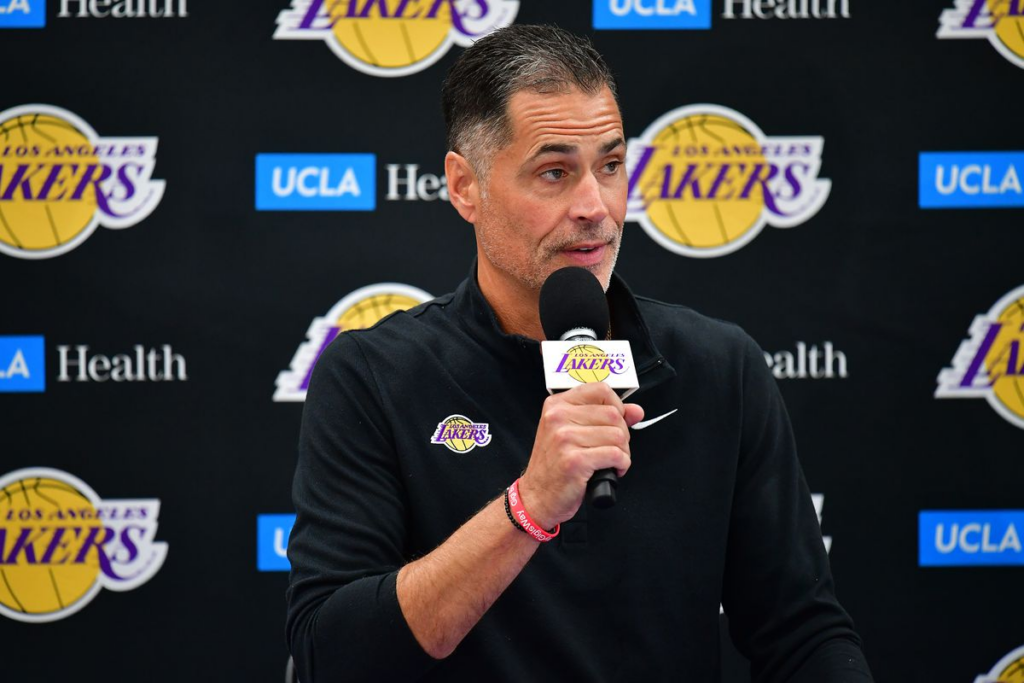 Rob Pelinka, Manager de Lakers