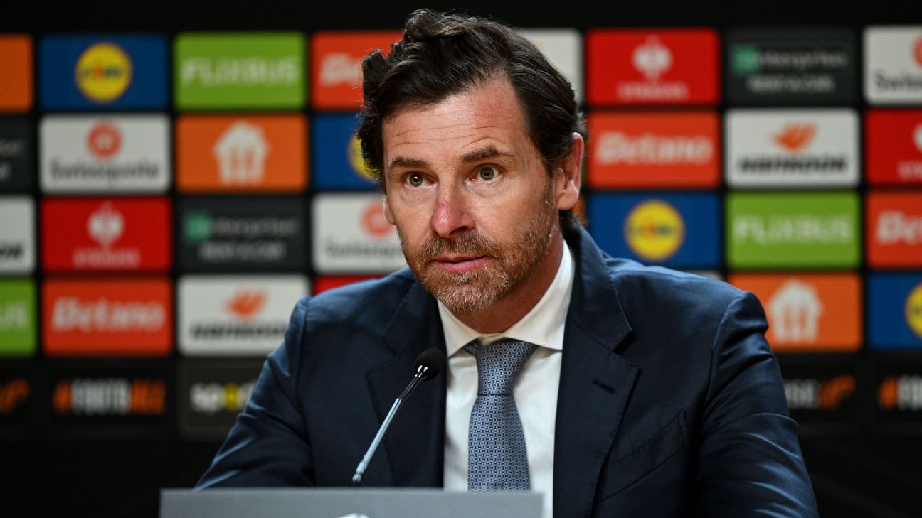 André Villas-Boas en conferencia de prensa